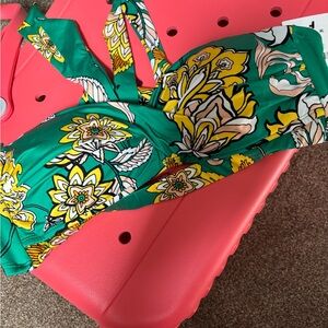 NWT High Waisted 2 piece Swim M bottom L top